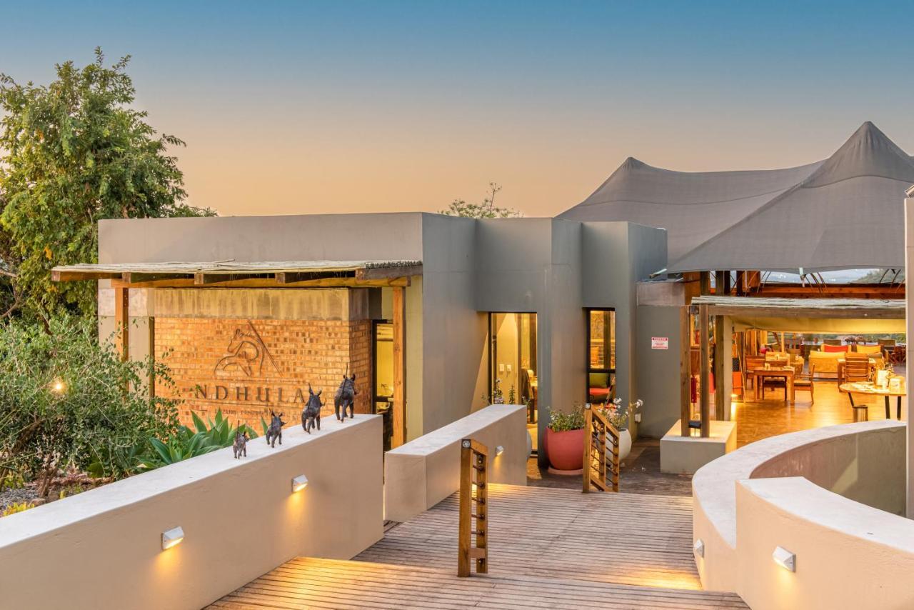 Ndhula Luxury Tented Lodge 白河 外观 照片