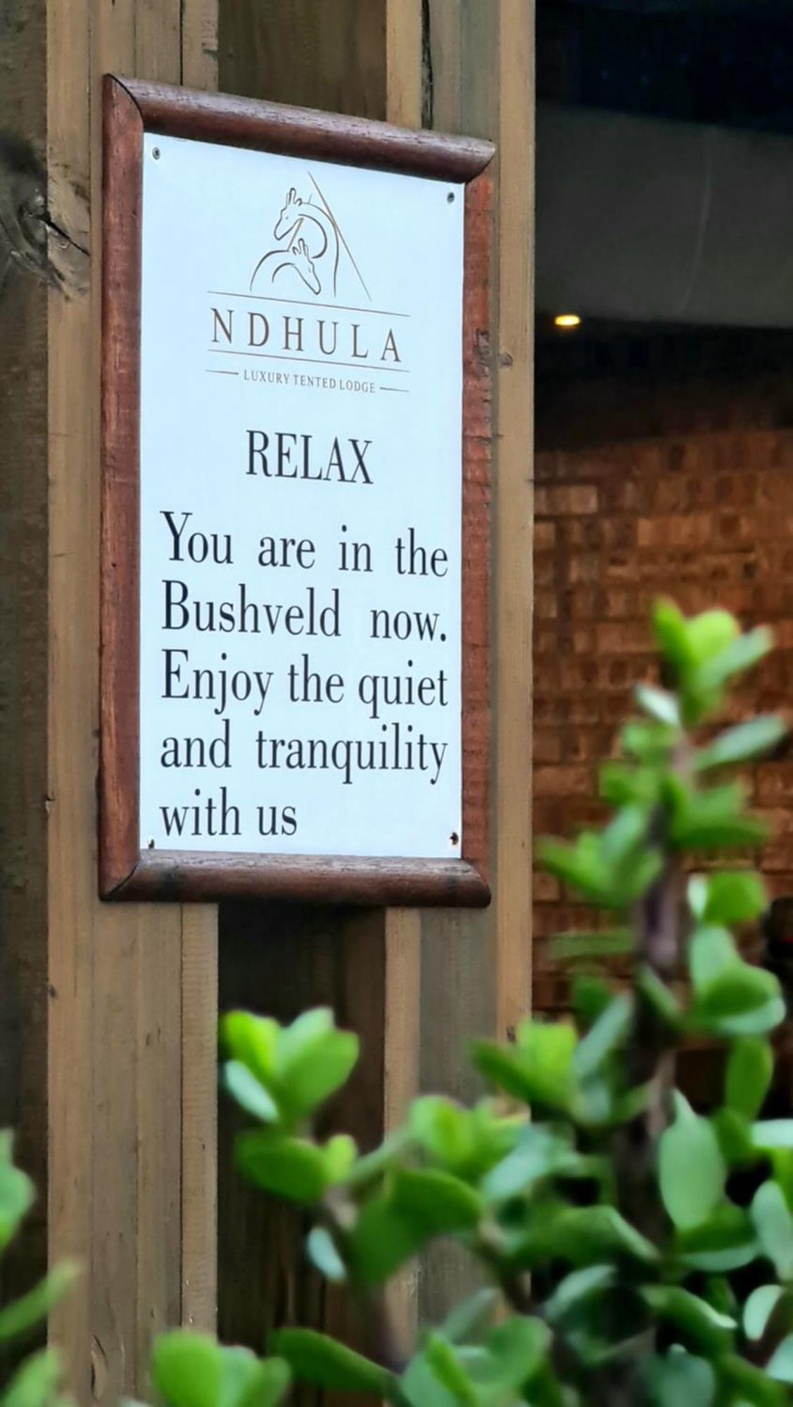 Ndhula Luxury Tented Lodge 白河 外观 照片