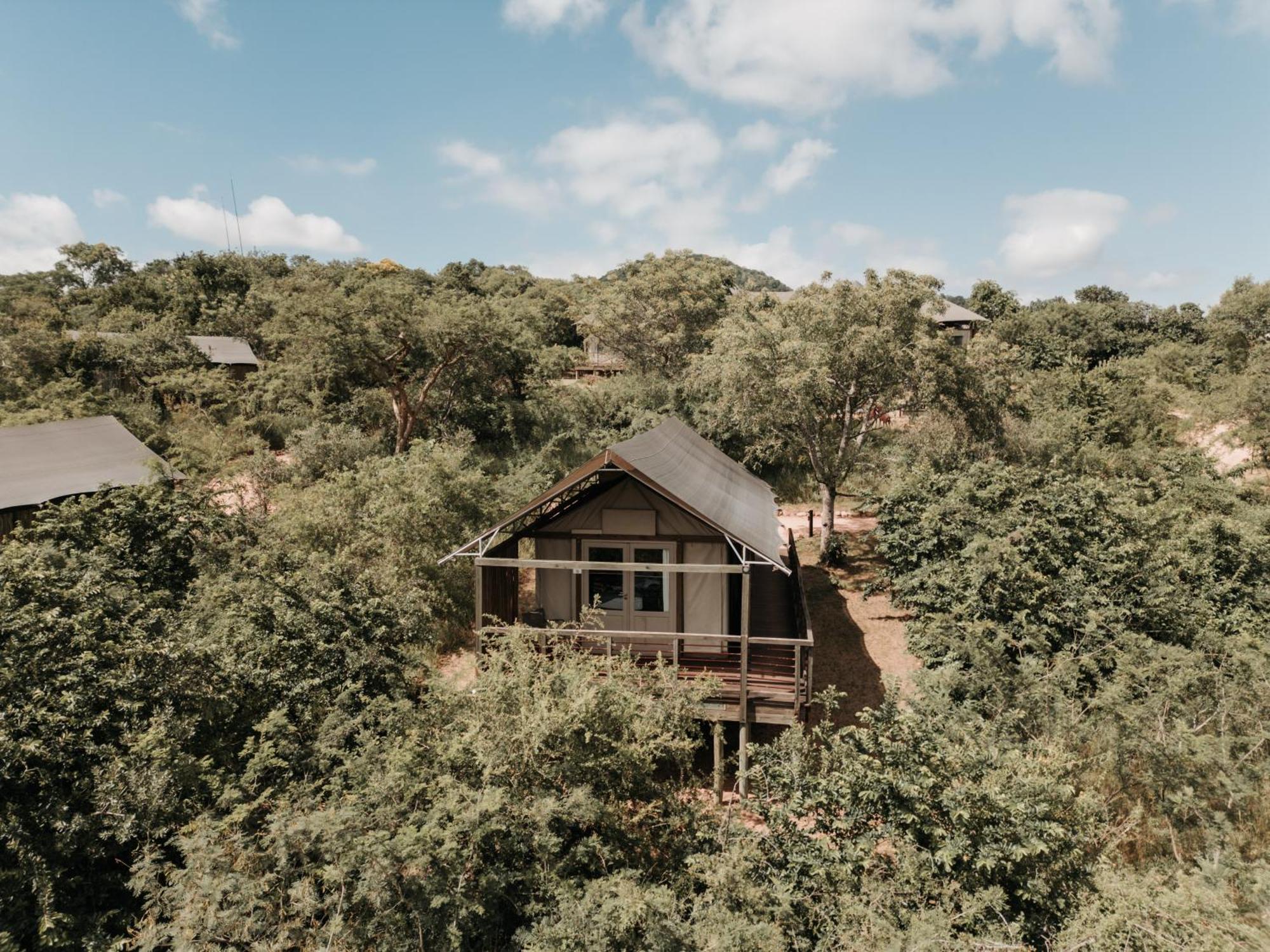 Ndhula Luxury Tented Lodge 白河 外观 照片
