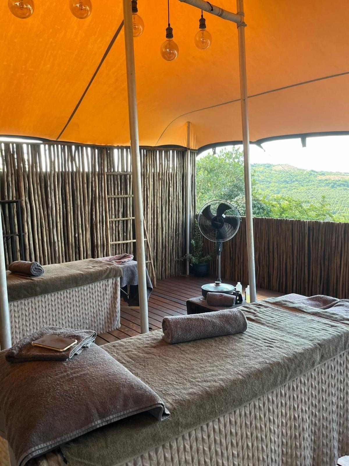 Ndhula Luxury Tented Lodge 白河 外观 照片